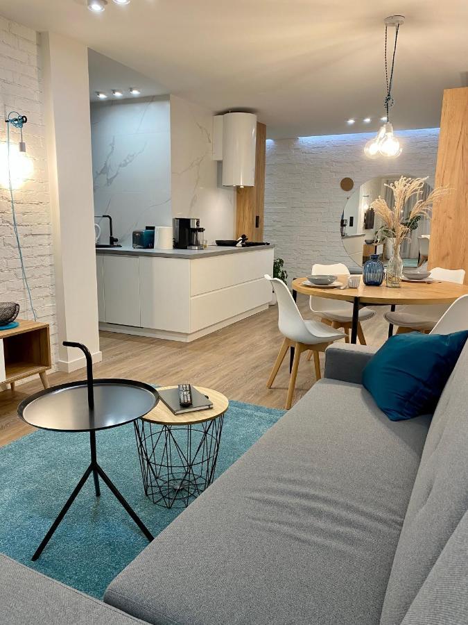 IX Pietro - 9Th Floor Apartment In Катовице Экстерьер фото